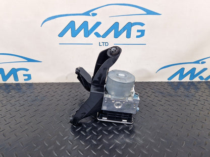 20-24 BMW 1 SERIES F40 ABS PUMP  5A0A830 5A0A829