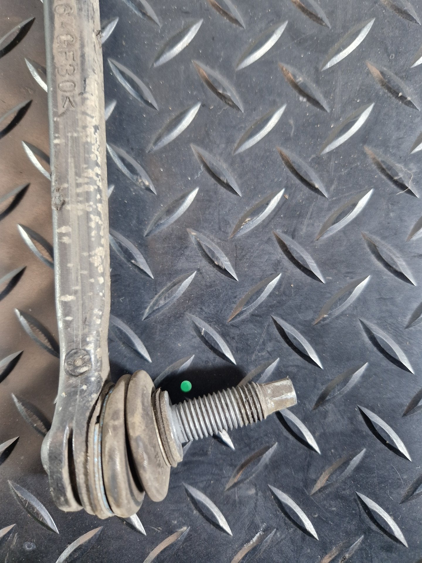 2019 Mercedes-Benz B200d B-Class W247 SUV Rear Sway Bar A2473200511 A2473204200
