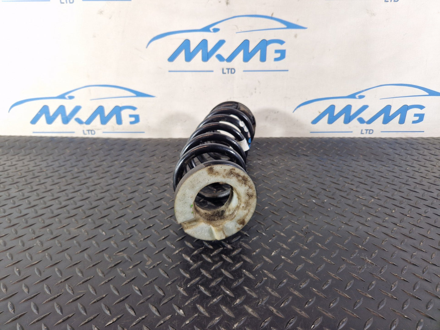 Land Rover Range Rover Evoque L551 SUV Rear Suspension Coil Spring K8D2-5B749-FB
