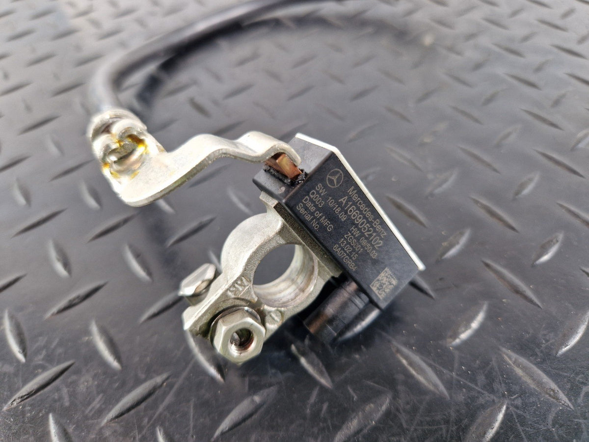 11-19 Mercedes Benz ML W166 Genuine Negative Battery Cable A1669052102