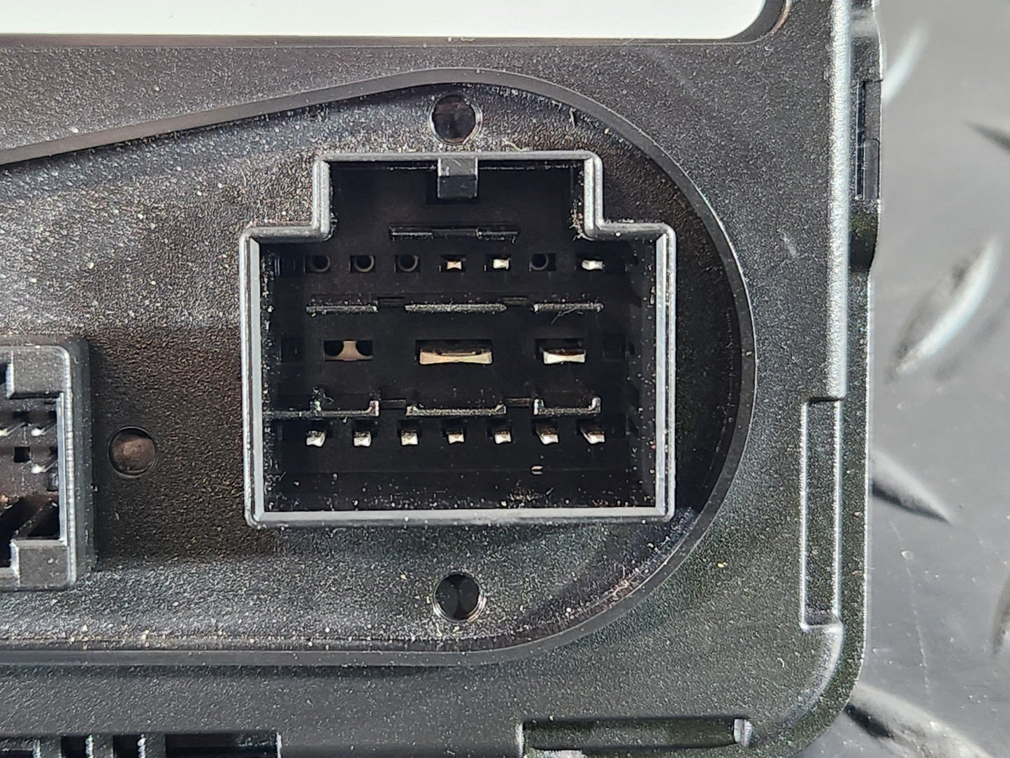 16-20 AUDI Q7 4M GENUINE OEM CONTROLLER CENTRAL COMFORT SYSTEM 4M0907064AD