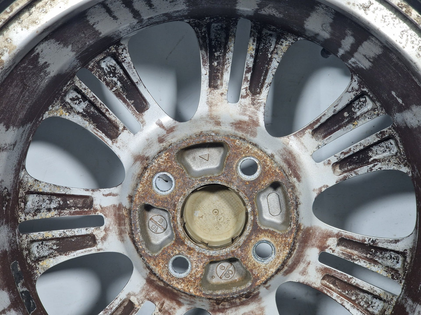 Honda Insight ZE2 15" Alloy Wheel with Tyre 5mm 175/65/15