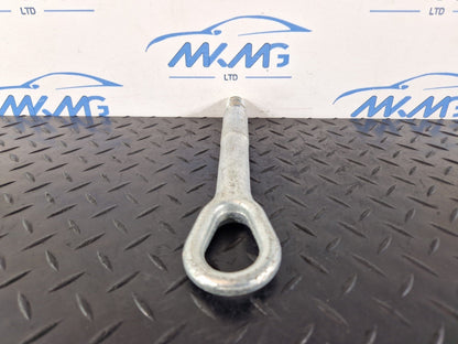 11-19 MERCEDES BENZ ML W166 GENUINE TOW HOOK EYE
