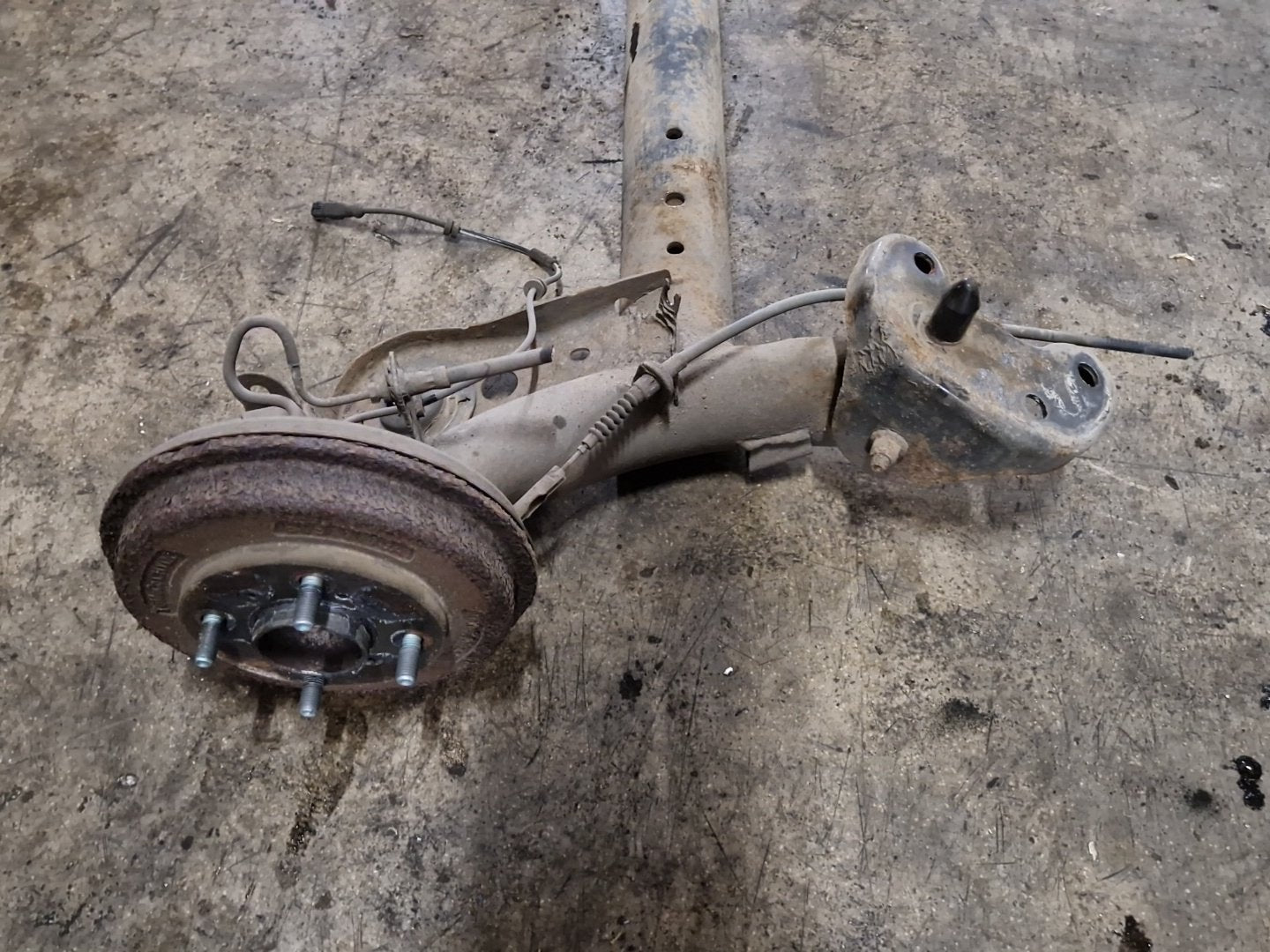 Ford Fiesta MK7 Hatchback 1.4 Petrol Genuine Rear Axle Assembly