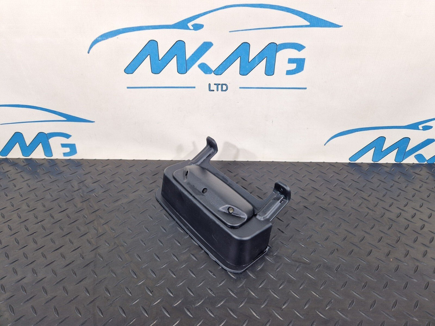 18-ON MERCEDES BENZ SPRINTER  W907 ALARM SENSOR A9079050105