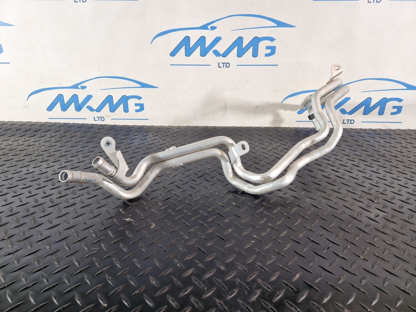 19-ON MERCEDES BENZ B CLASS W247 HEATING ELEMENT HOSE PIPE A2475065800