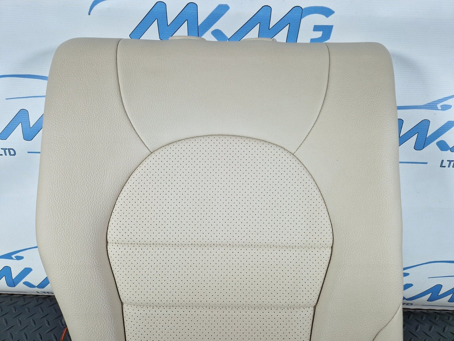 14-21 MERCEDES BENZ W205 GENUINE REAR RIGHT O/S LEATHER SEAT BACKREST BEIGE