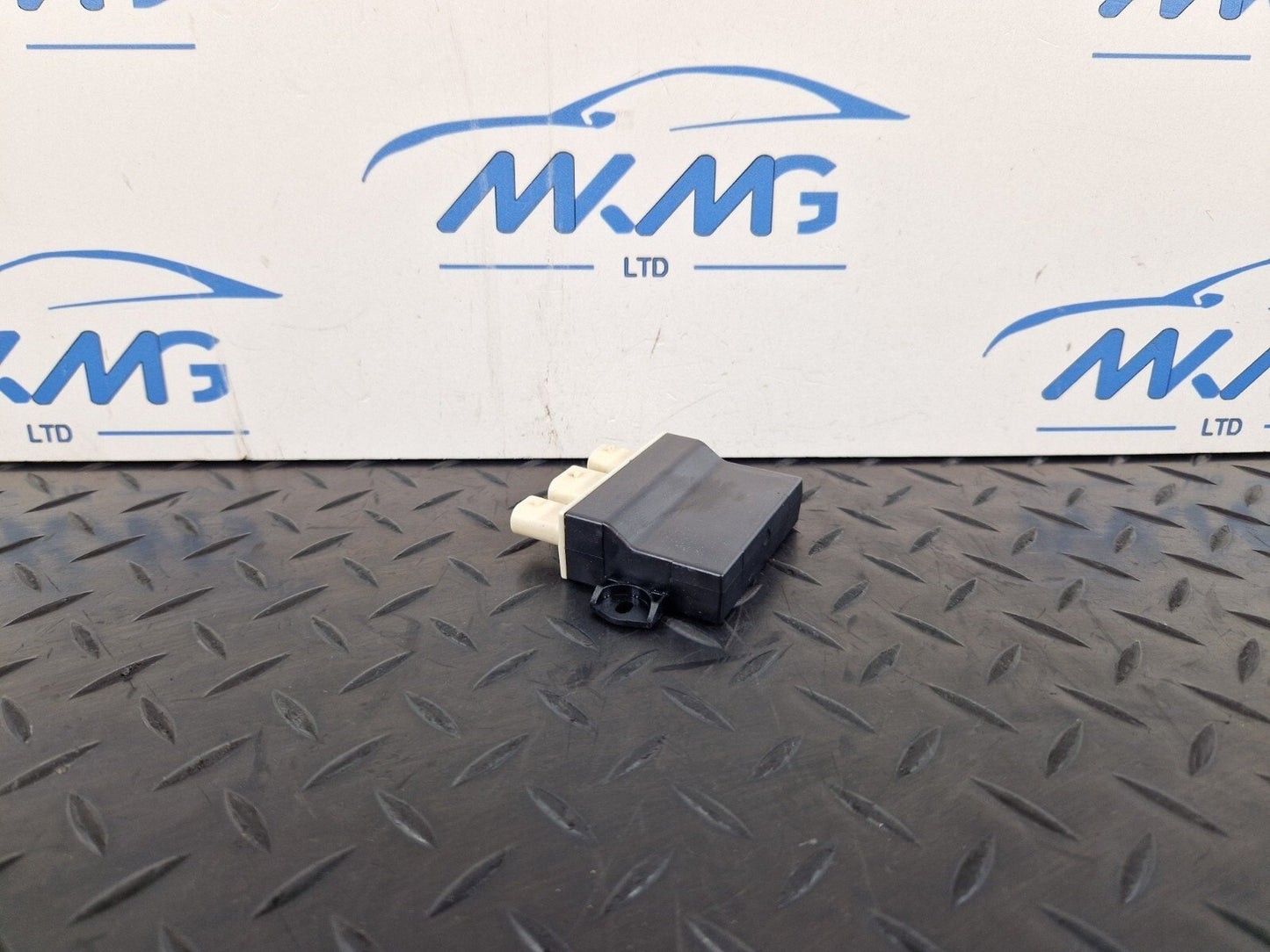 14-21 MERCEDES C CLASS W205 GENUINE TRUNK TAILGATE BOOT OPENING CONTROL MODULE