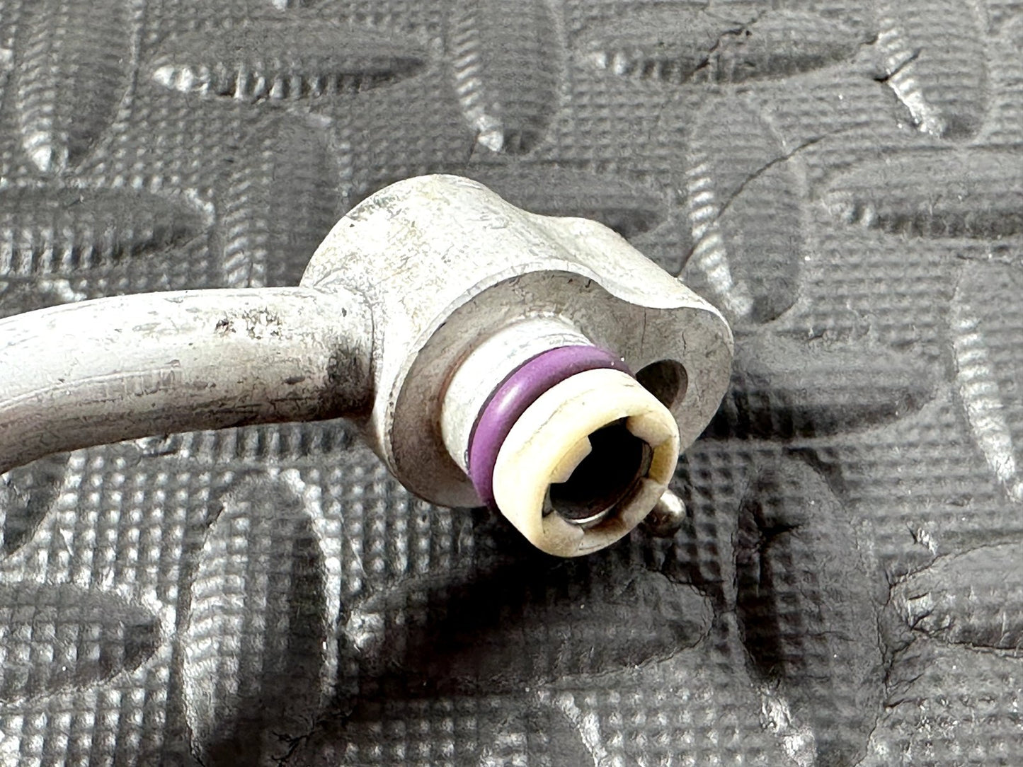 14-21 BMW 2 SERIES GRAN TOURER F45 F46 AC AIR CONDITIONING PIPE 9209724