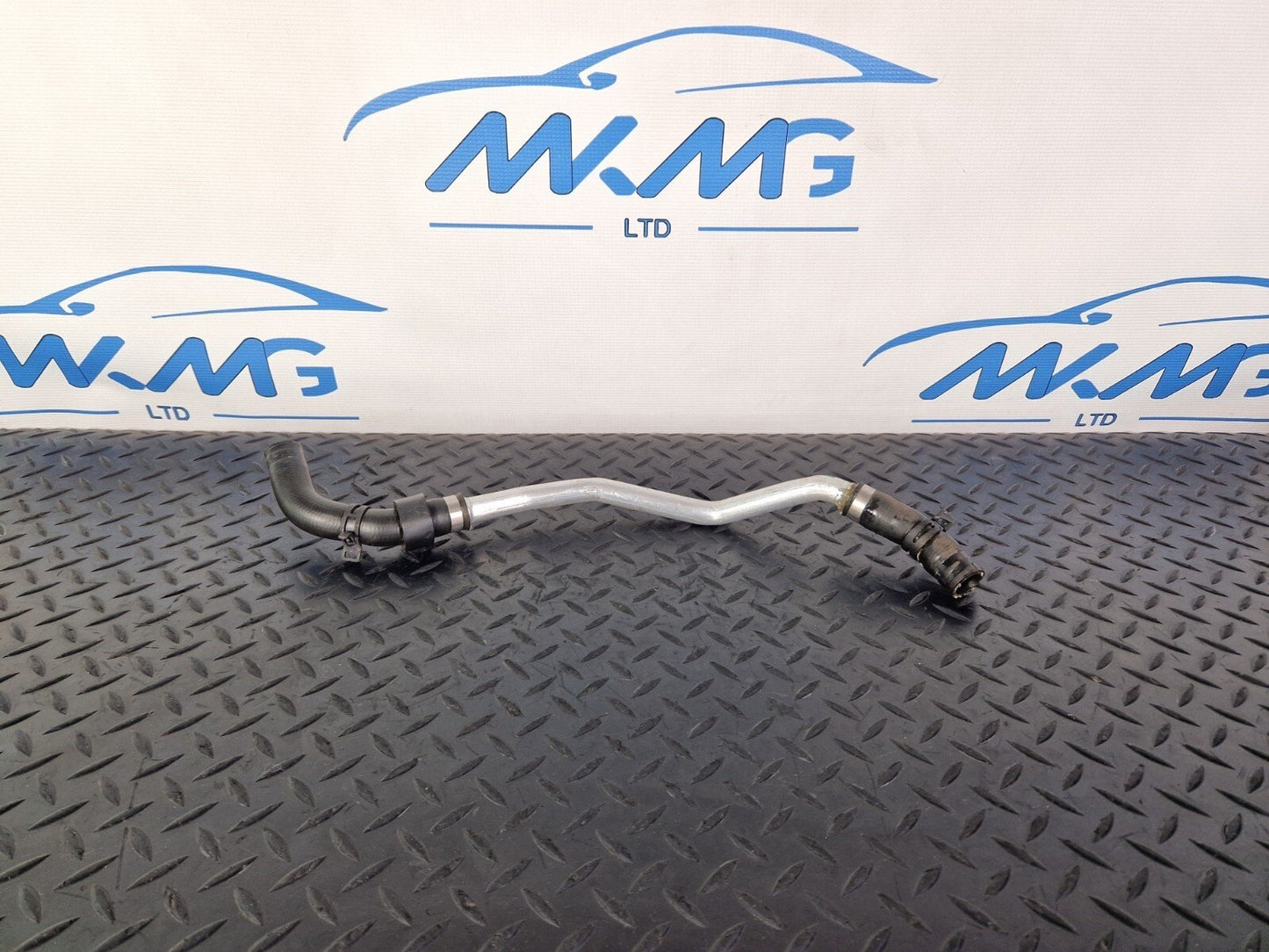 14-21 MERCEDES BENZ W205 GENUINE OEM ENGINE COOLANT HOSE PIPE A2058303202