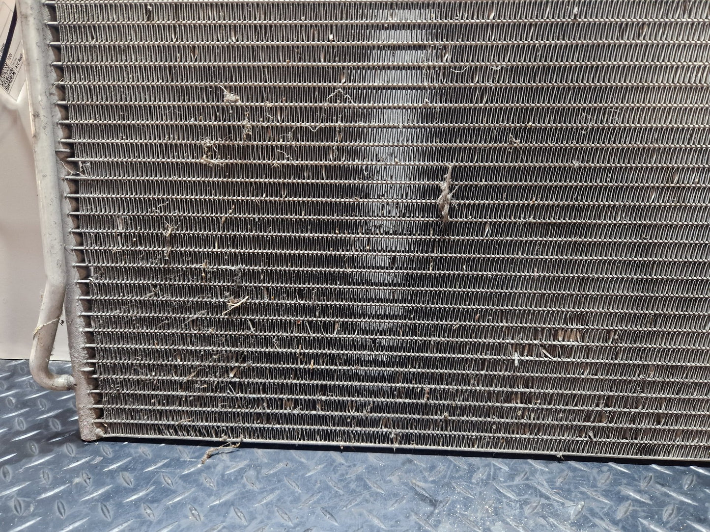 BMW 120i E87 Hatchback 2.0L Petrol Genuine A/C Condenser Radiator 6930038
