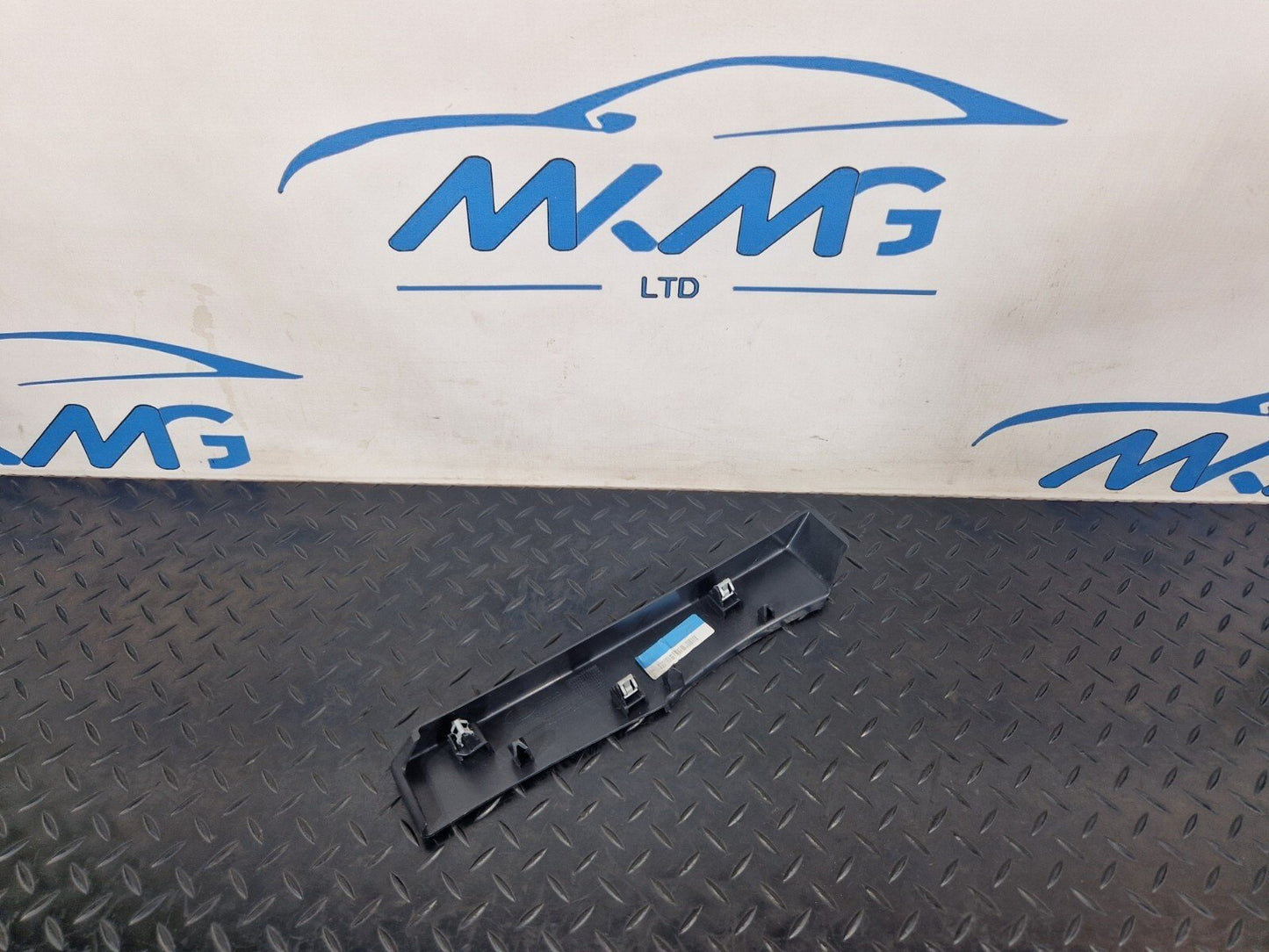 2019-ON  LAND ROVER DISCOVERY L550 LCI INTERIOR TRIM PANEL LK72043C27A