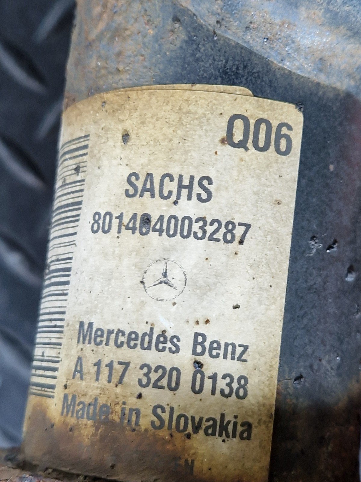 12-18 MERCEDES BENZ W176 FRONT LEFT PASSENGER SIDE SHOCK ABSORBER A1173200138