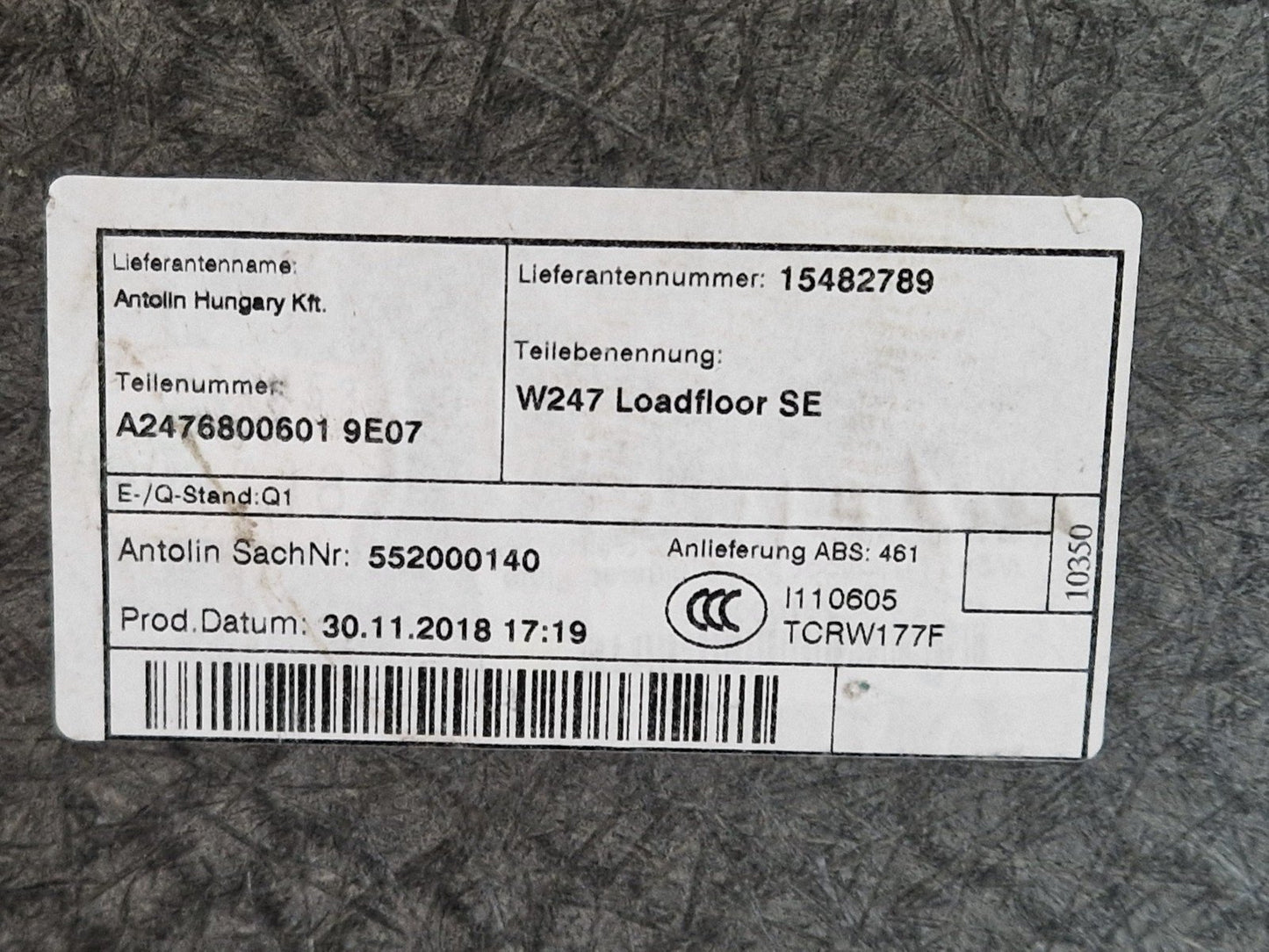 19ON MERCEDES BENZ W177 A CLASS SPARE WHEEL COVER BOOT CARPET A2476800601