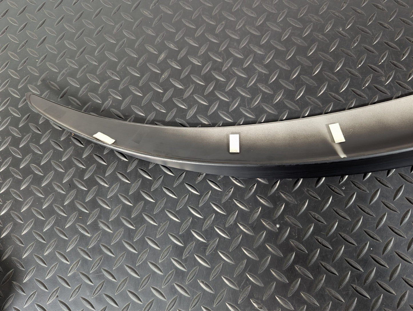 13-19 MERCEDES BENZ CLA C117 REAR SPOILER IN SILVER