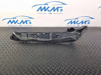 15-18 AUDI A7 4G FRONT RIGHT WING FENDER END SEAL PLATE 4G8821112A