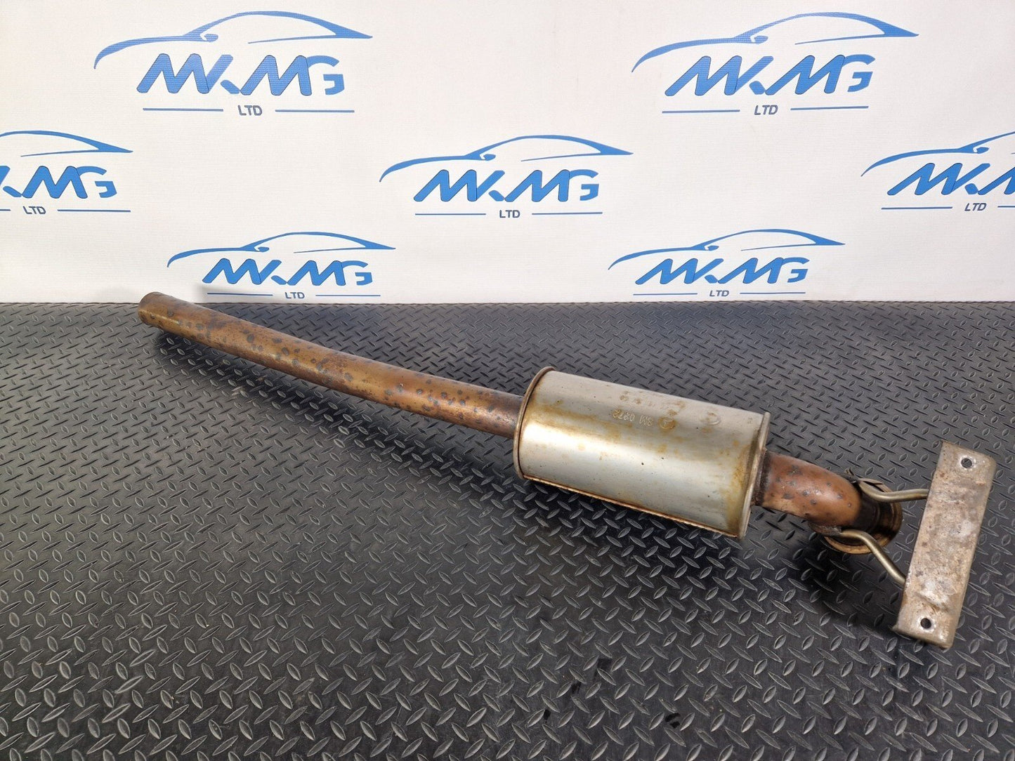 14-20 MERCEDES BENZ GLA 200 X156 GENUINE OEM EXHAUST CENTER SECTION A2464910400