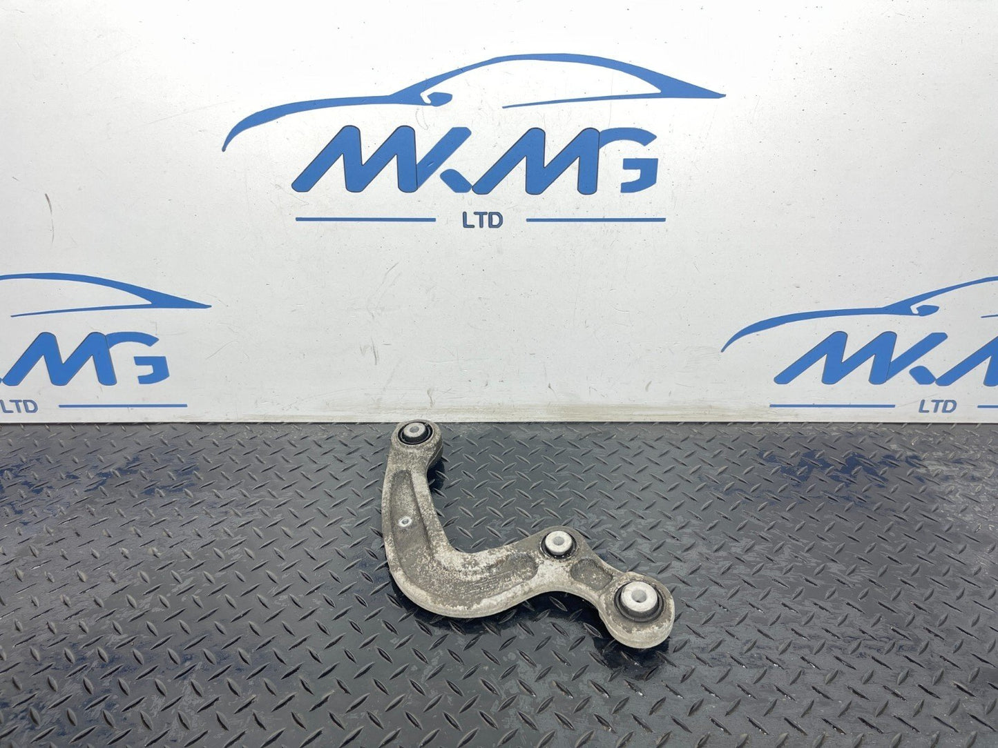 GENUINE AUDI A4 B9 A5 S5 F5 REAR LEFT OR RIGHT CONTROL ARM 8W0505361E
