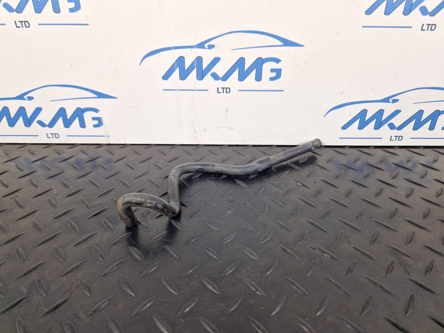 10-18 AUDI A7 4G S-LINE FRONT LEFT HEADLIGHT VENT HOSE 4G8941717B