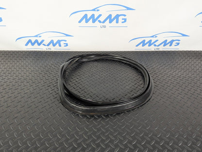 13-19 MERCEDES BENZ CLA C117 REAR TAILGATE TRUNK BOOTLID RUBBER SEAL A1176930200