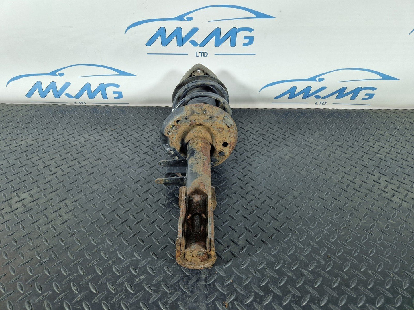 12-18 MERCEDES BENZ W176 FRONT LEFT PASSENGER SIDE SHOCK ABSORBER A1173200138