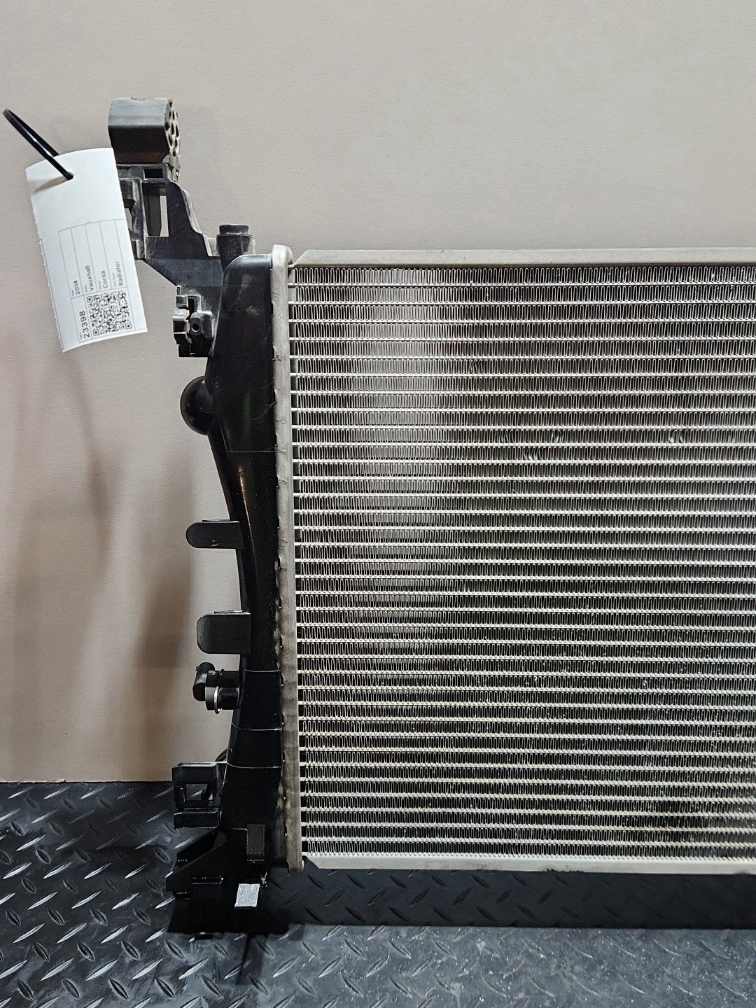 Vauxhall Corsa MK3 1.2L Petrol 63kw A12XER Water Coolant Radiator