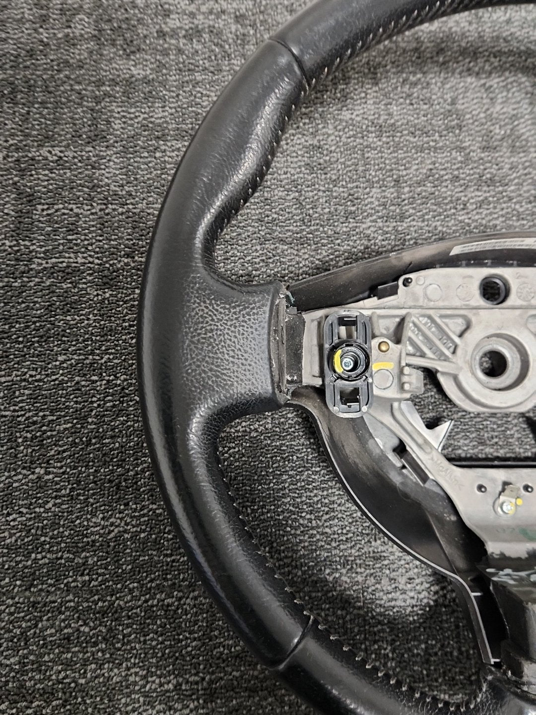 Nissan Qashqai MK1 FL (J10) SUV Genuine Steering Wheel