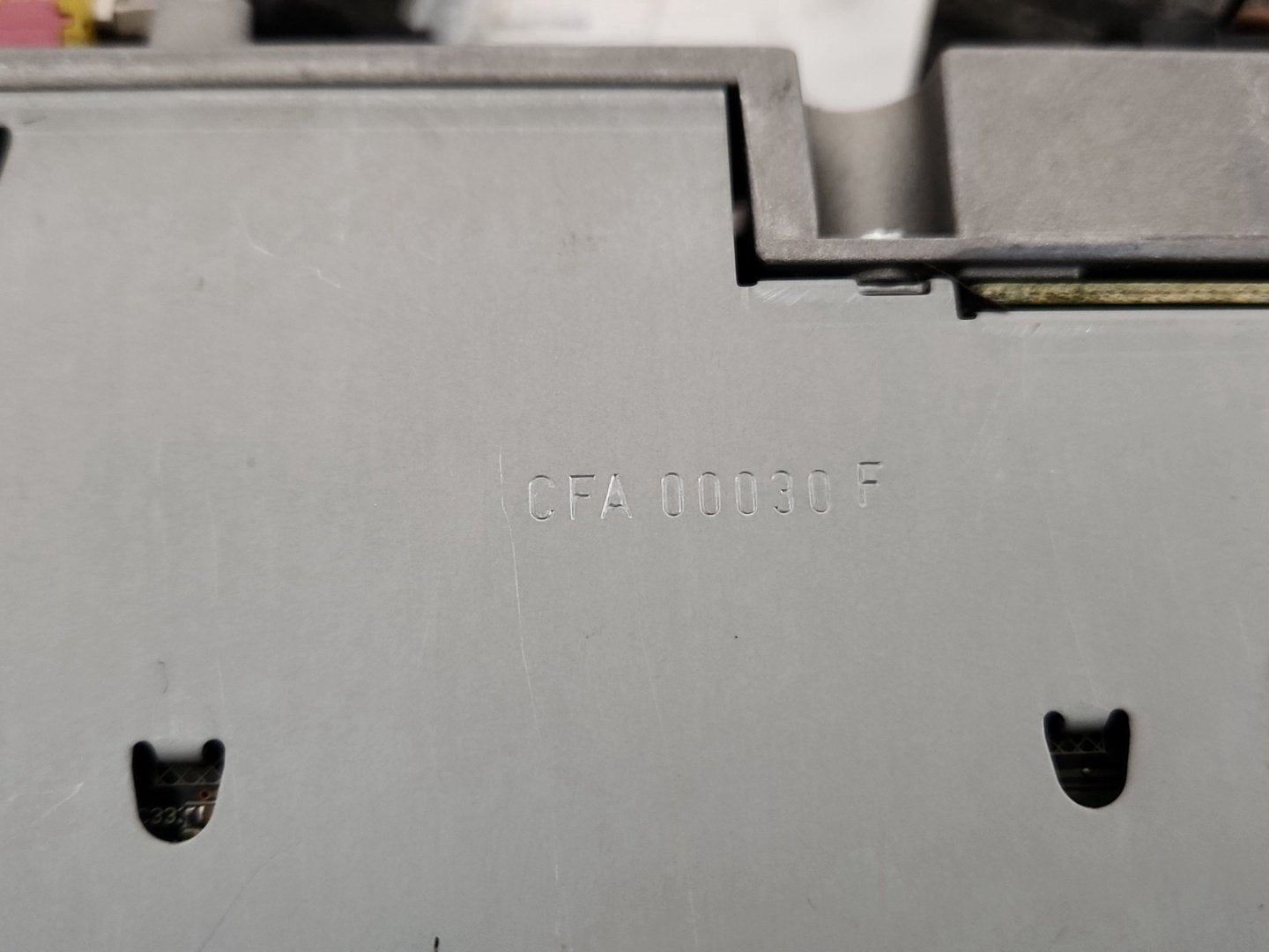 Audi A4 B7 Genuine Radio Stereo CD Player Head Unit 8E0035195AB