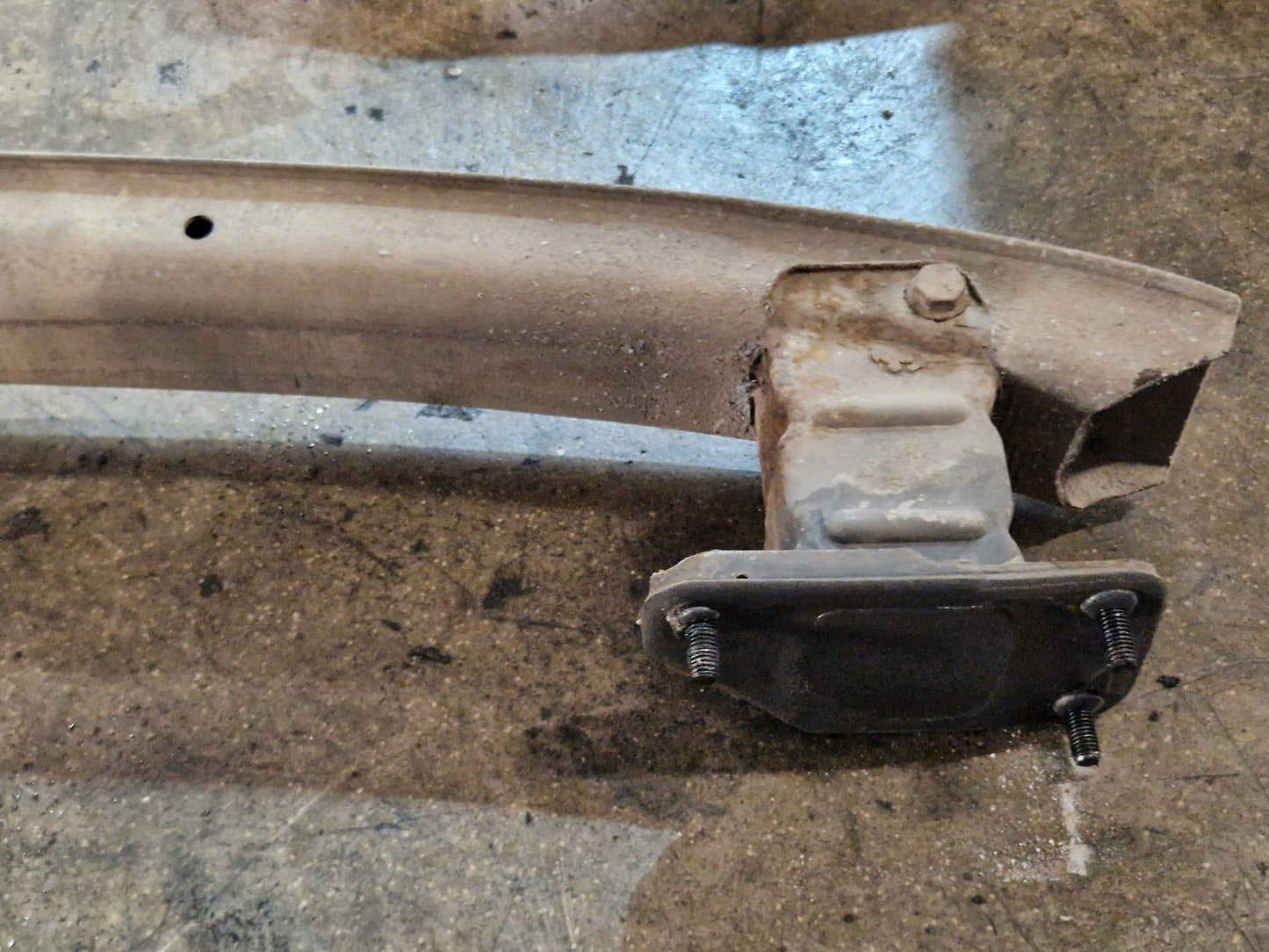 Mercedes CLK200 CLK-Class C209 Convertible Rear Bumper Reinforcement A2096100014