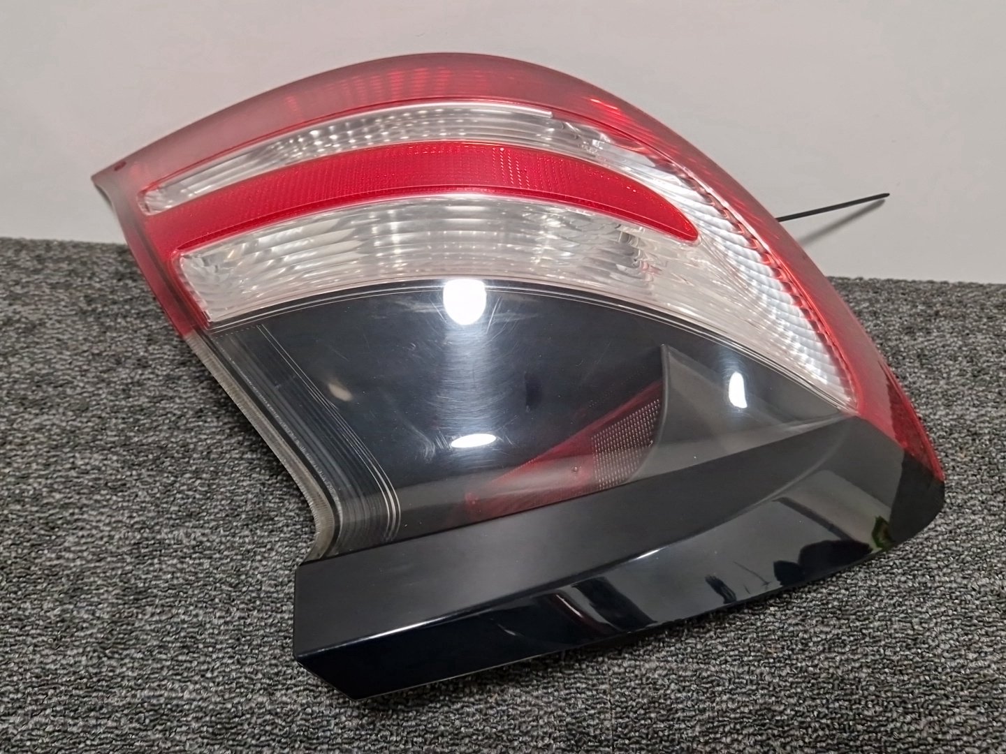 2007 Mercedes-Benz C180 C-Class W203 (FL) Genuine Rear Left N/S Tail Light