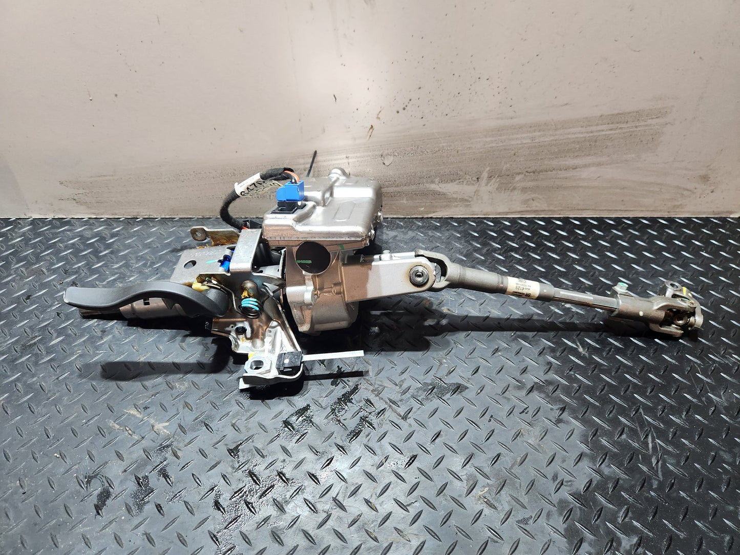 Vauxhall Mokka MK1 (G1U0) SUV 1.6L Diesel Genuine Steering Column 95494129