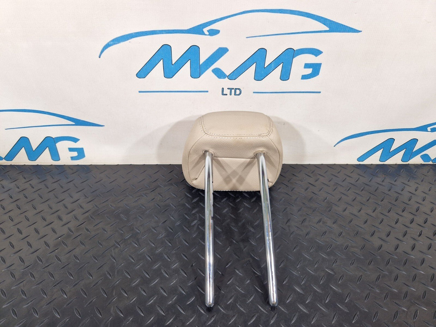 14-21 MERCEDES-BENZ C-CLASS C250D W205 REAR SEAT CENTER LEATHER HEAD REST