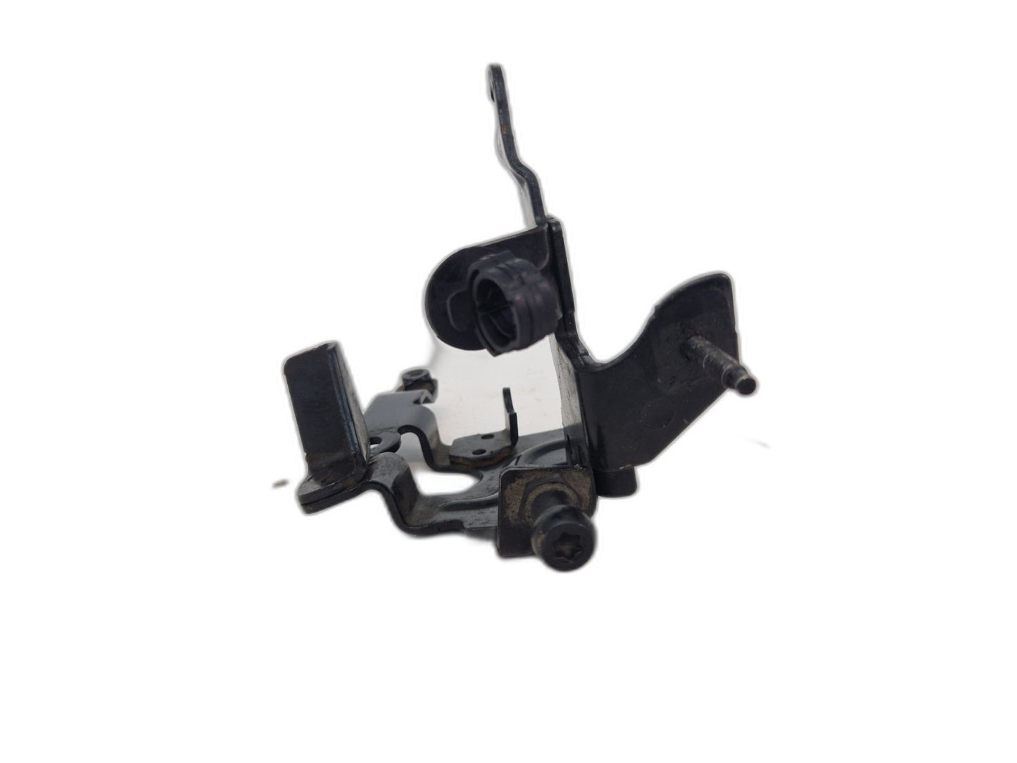 MERCEDES B A CLASS 1.5 DIESEL FUEL PUMP BRACKET A6072300240