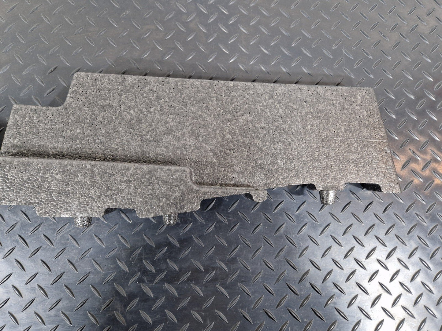 BMW 2 SERIES GRAN TOURER F45 F46 REAR LEFT TRUNK FLOOR SUPPORT FOAM 7327027