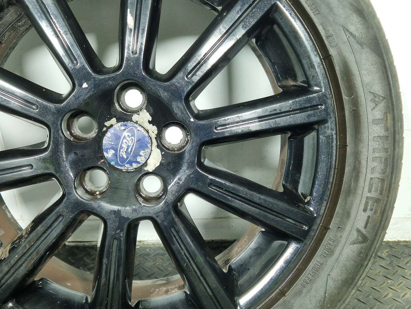Ford S-Max MK1 (CD340) MPV 17" Alloy Wheel with Tyre 3mm 225/50/17 8M2J-1007-AA
