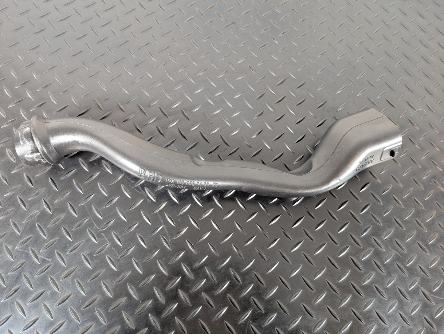 11-19 MERCEDES BENZ ML W166 GENUINE OEM DRAIN PIPE A1668320490