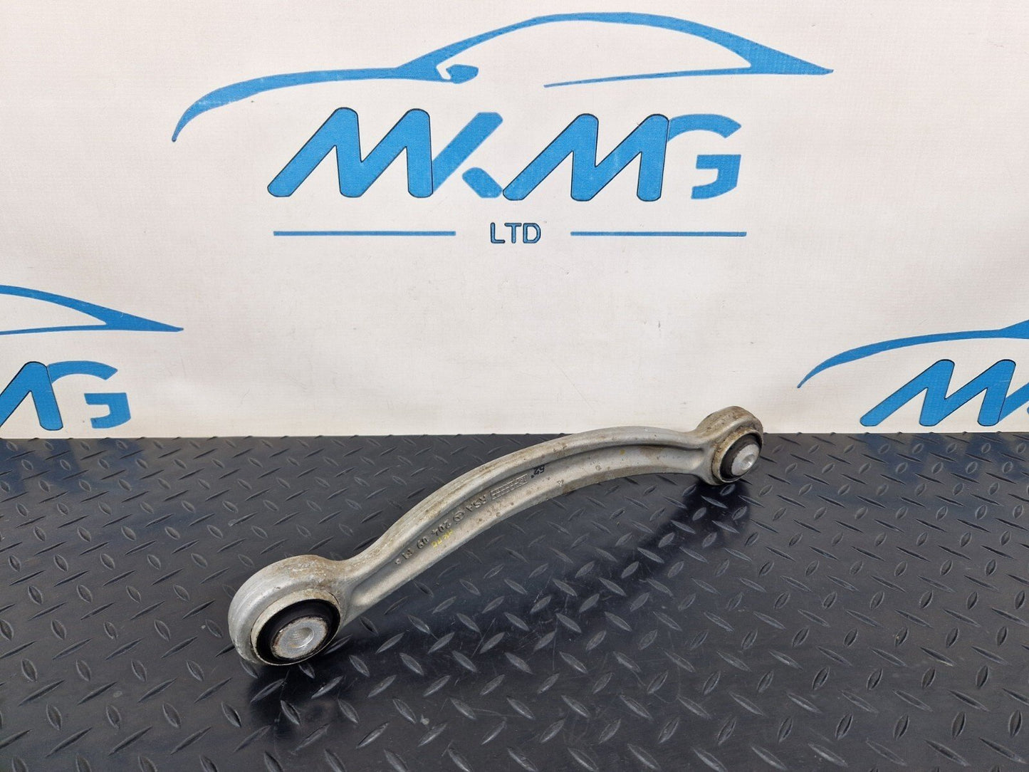 14-21 MERCEDES BENZ C200d W205 REAR LEFT N/S WISHBONE CONTROL ARM A2043502106