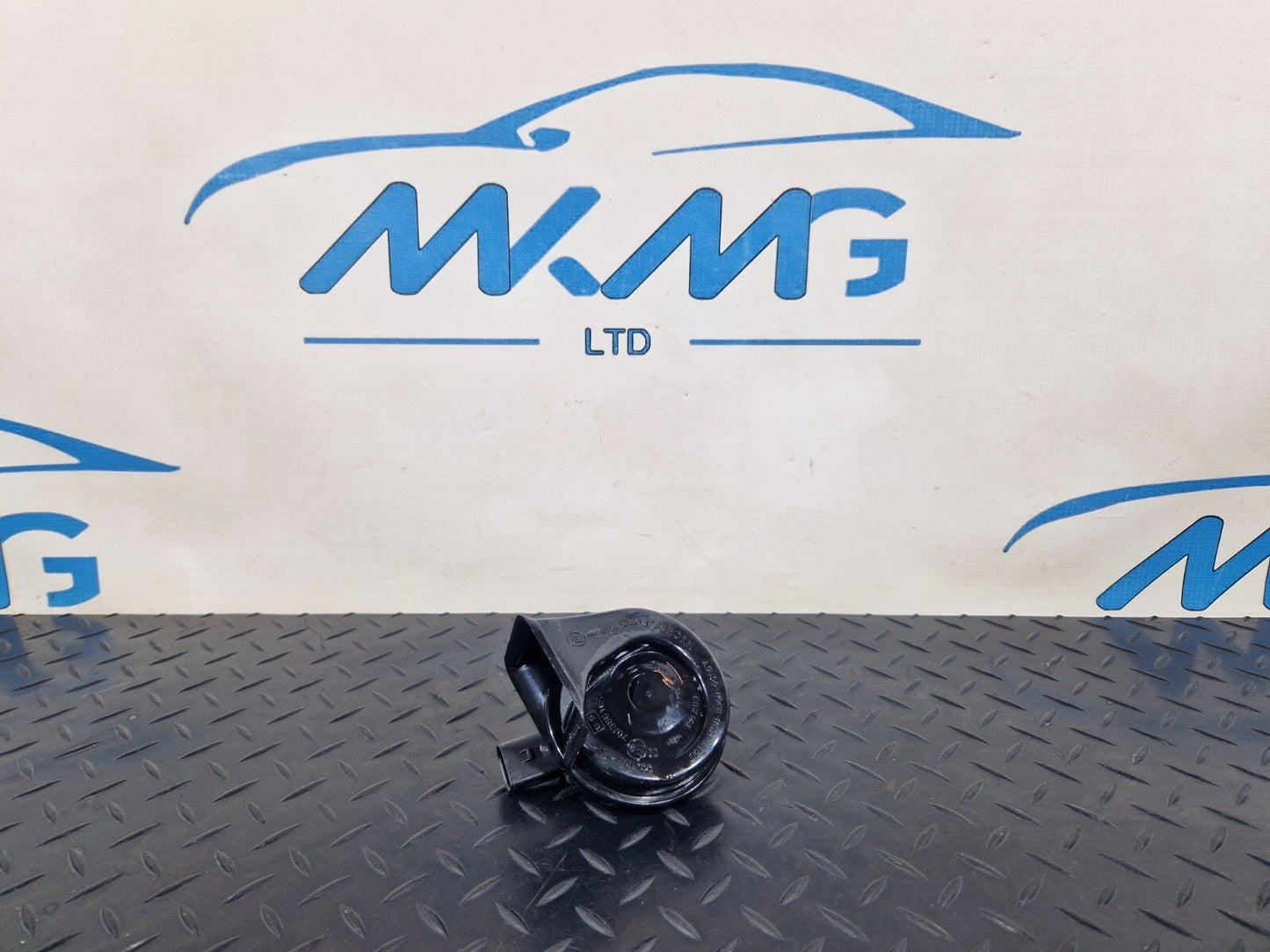 12-18 AUDI A6 C7 GENUINE HIGH TONE HORN 4G0951223