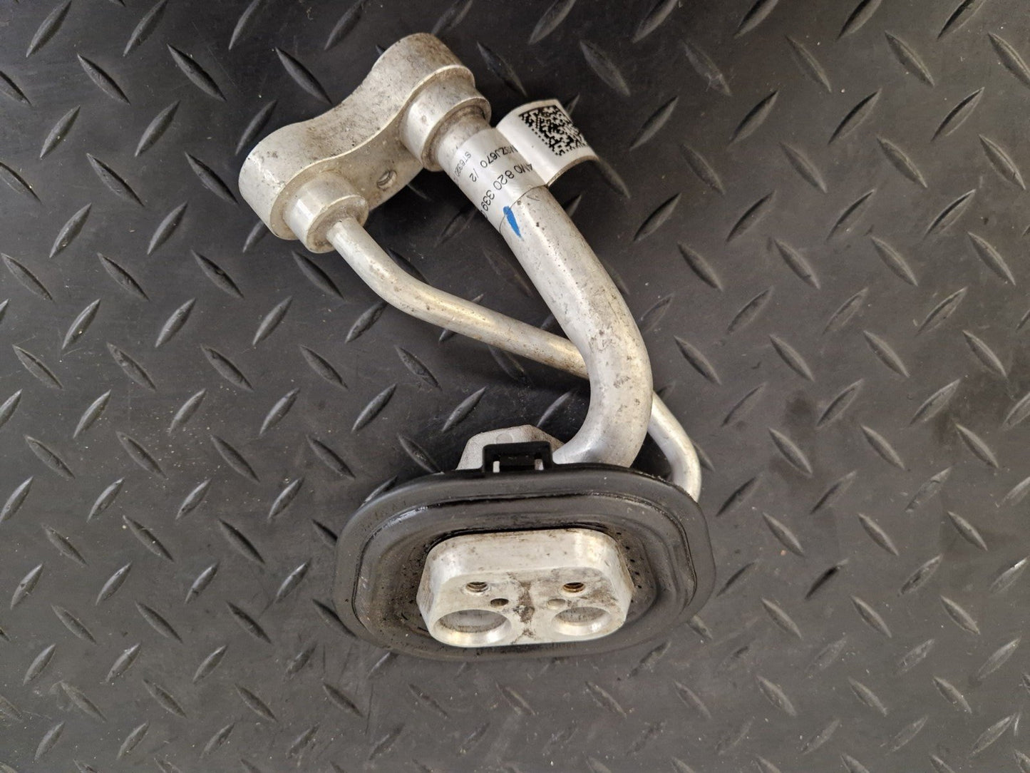 16-20 AUDI Q7 4M 3.0 DIESEL GENUINE AIR CONDITIONING HOSE 4M0820339G