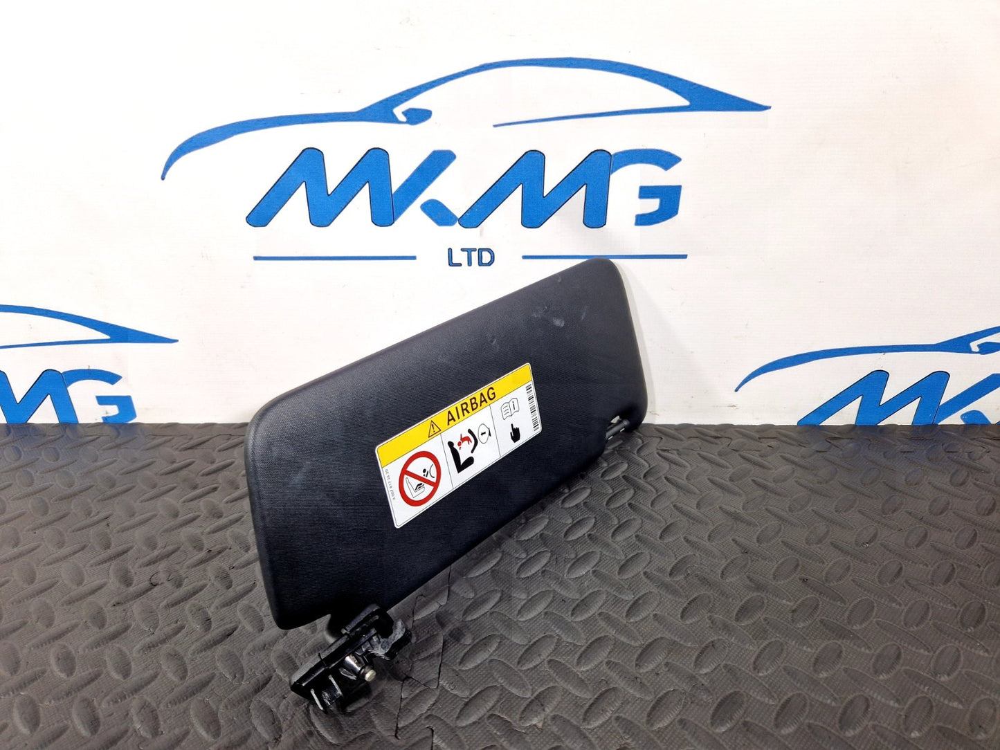 12-18 MERCEDES BENZ A CLASS W176 SUN VISOR FRONT LEFT PASSENGER SIDE A1768100510