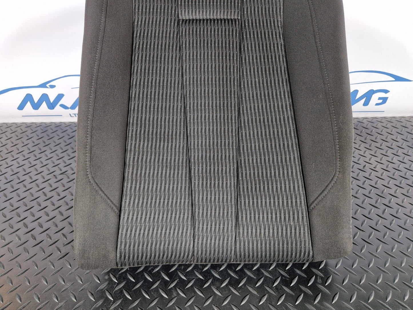 16-19 AUDI A4 B9 SALOON REAR LEFT N/S/R CLOTH SEAT BACKREST WITH HEADREST