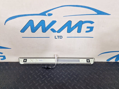 19-ON MERCEDES BENZ CLA C118 GENUINE FRONT DOOR SILL COVER TRIM A1186804800