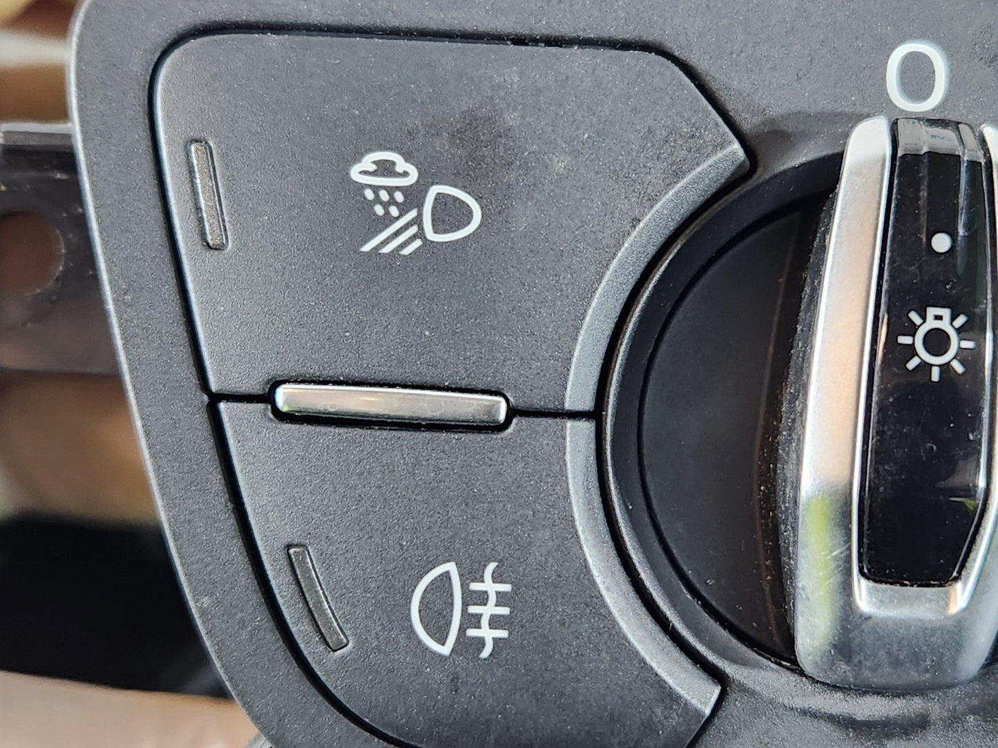 16-20 AUDI Q7 4M MULTI-SWITCH FOR SIDE LIGHTS AND DRIVING LIGHTS 4M0941531P