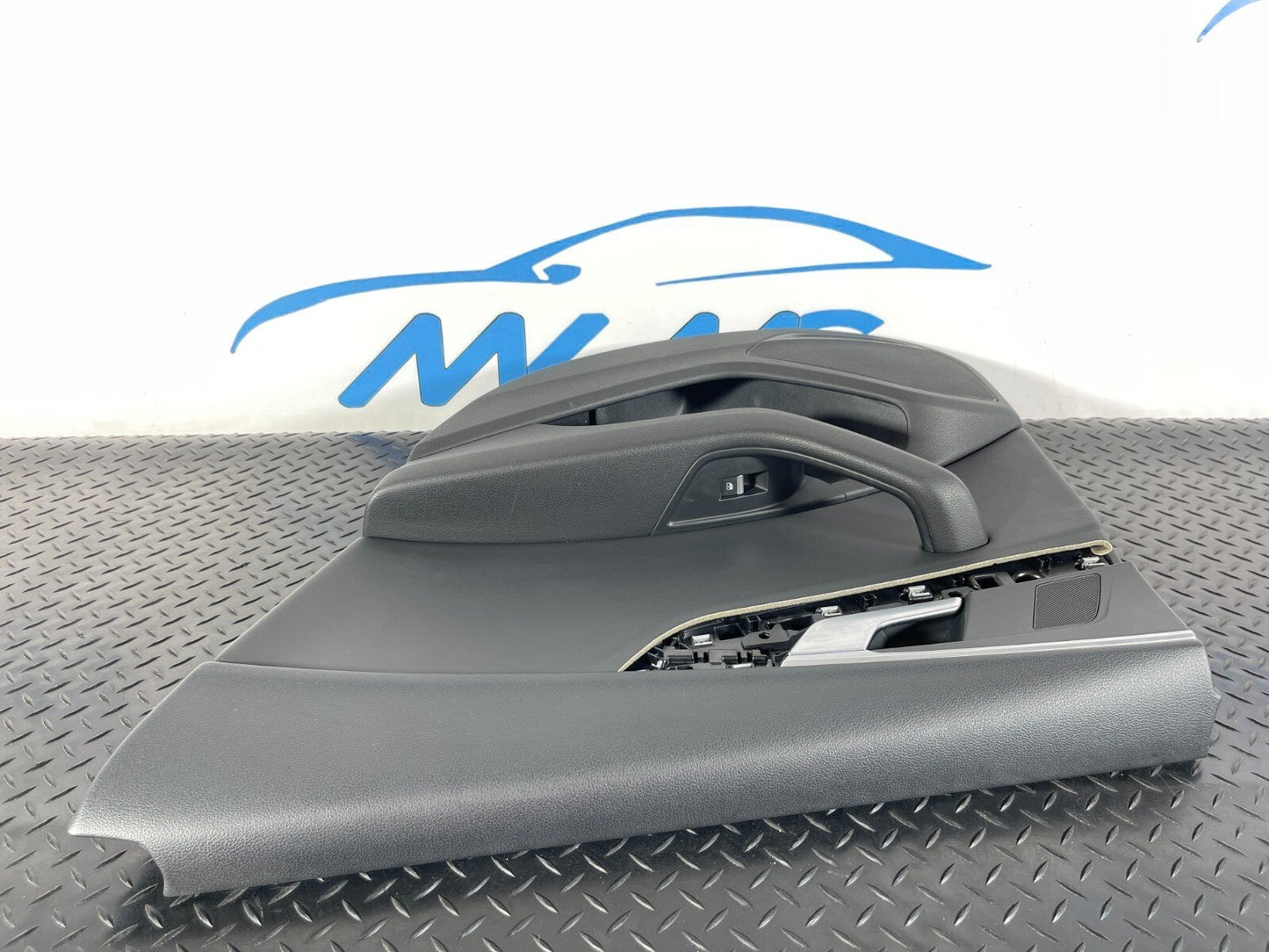 16-19 AUDI A4 B9 GENUINE SALOON REAR RIGHT DRIVER SIDE BLACK LEATHER DOOR CARD