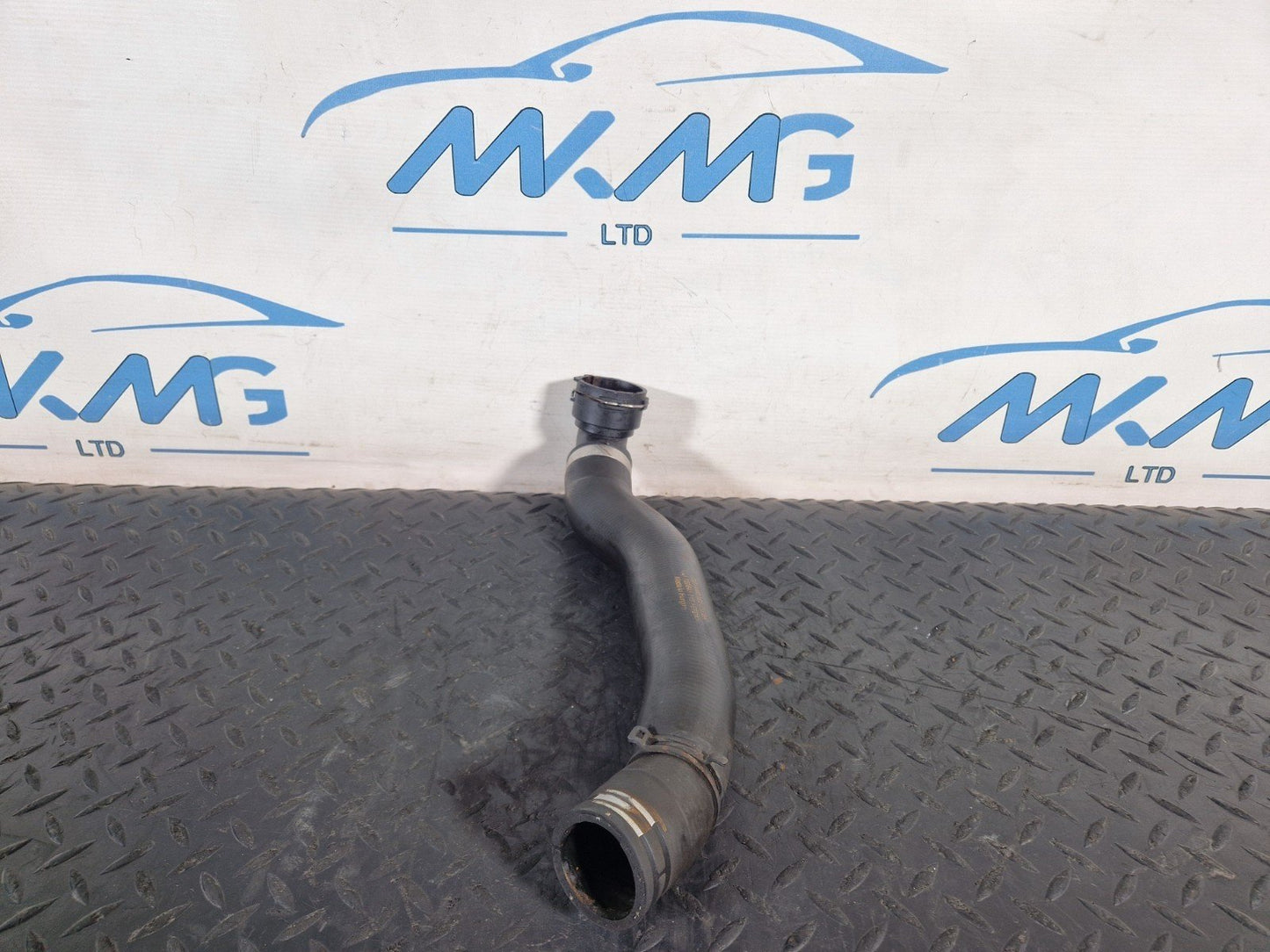 16-20 AUDI Q7 4M GENUINE OEM ENGINE COOLANT PIPE HOSE 4M0122055BK