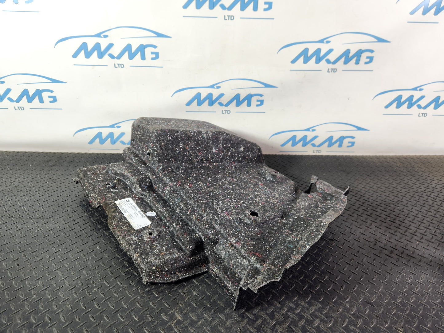 BMW 118i F40 Rear Right O/S Driver Boot Trunk Cover Panel 5A26BB6-01