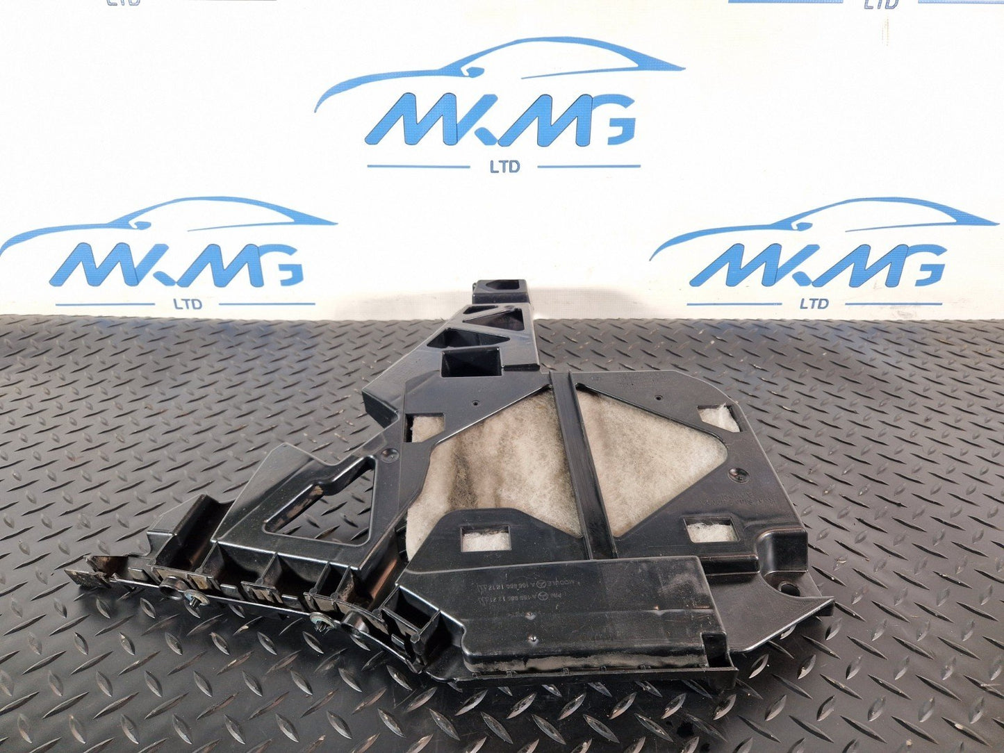11-19 MERCEDES BENZ ML W166 OEM REAR RIGHT BUMPER SUPPORT BRACKET A1668851221