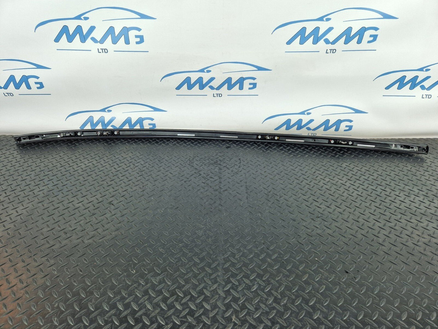 Mercedes-Benz Unknown Part Type A1568900493