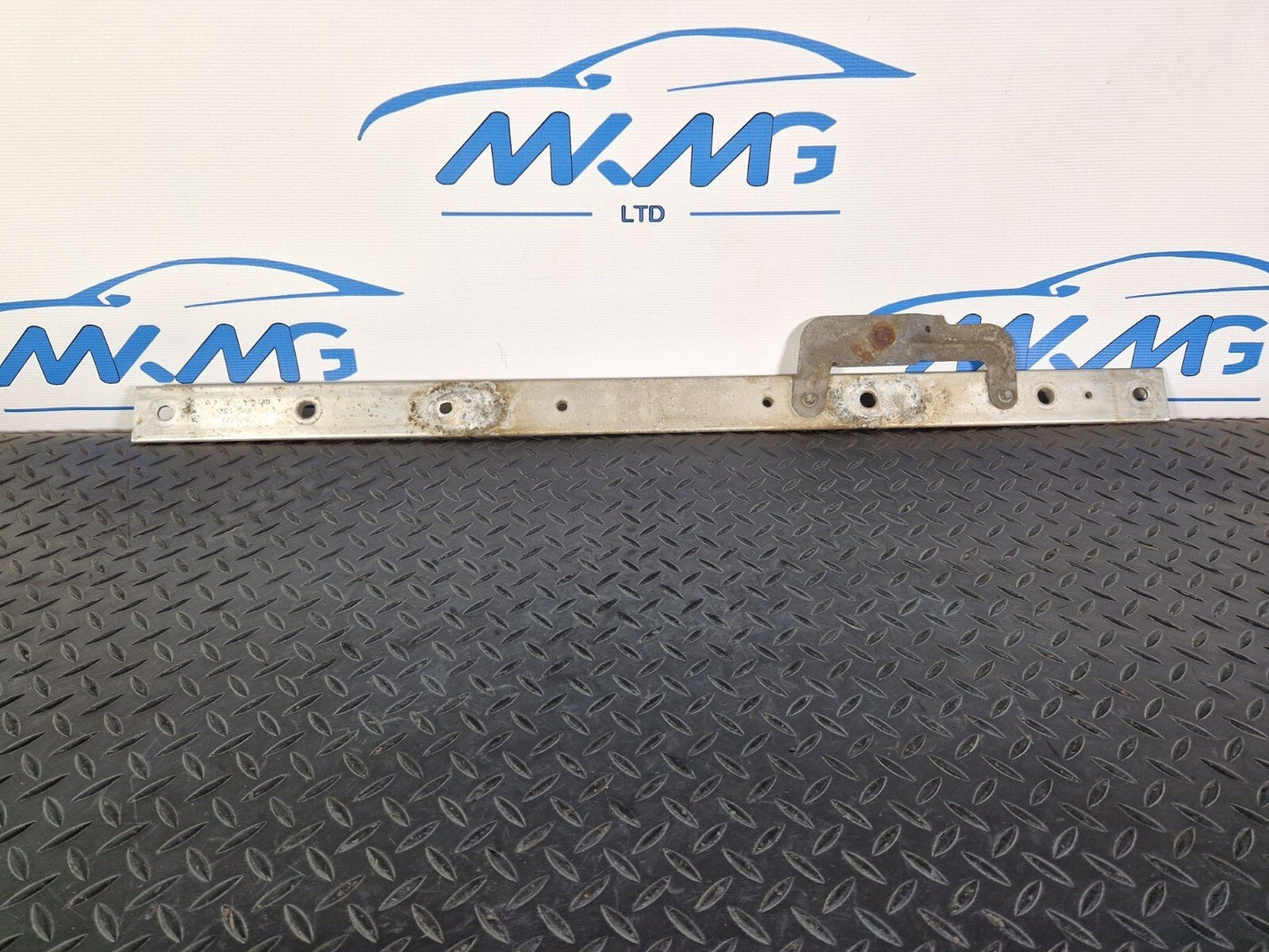 14-21 MERCEDES BENZ C200d W205 GENUINE OEM REAR TUNNEL BEAM BAR A2056190725