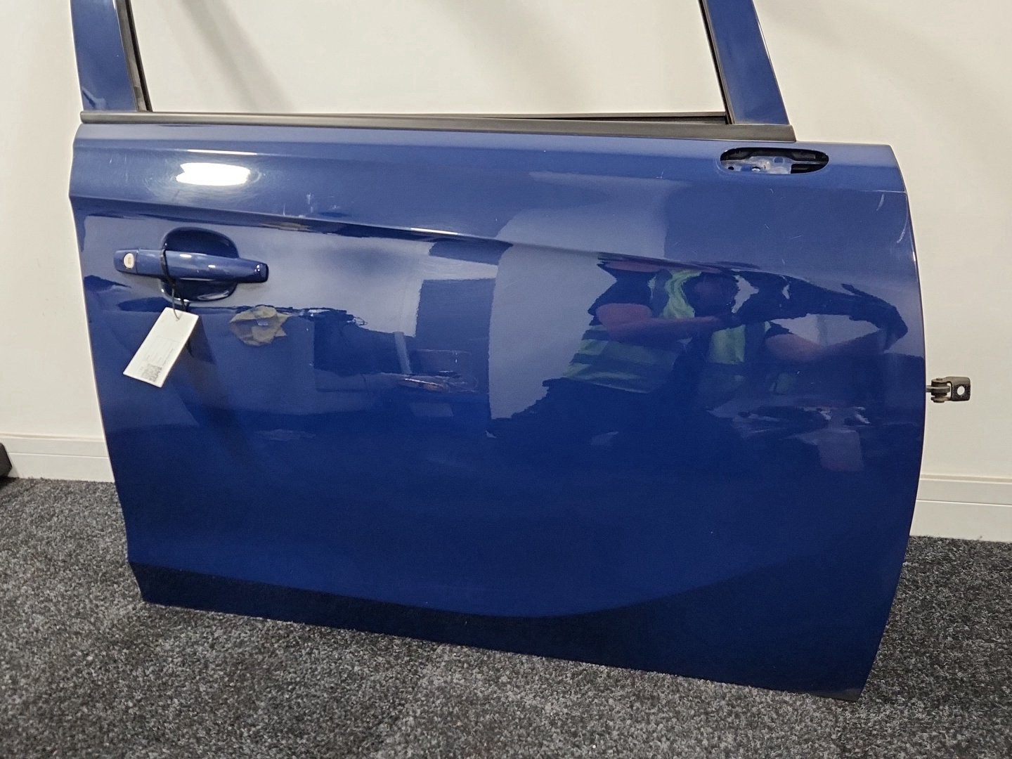 Vauxhall Corsa MK4 (E) (4500) Hatchback Front Right Driver Complete Door in Blue